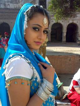 â˜… â€”â€”â€” â–ˆ DESi iNDiAN PUNJABi LARDKi ! â–ˆ â€”â€”â€” â˜…, 21