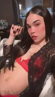 Latina Puerto Rican transexual, 24