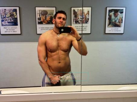 Male escort, model, in the surrounding area and out of town available