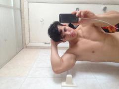 Hola chicas aqui les traemos dos chicos Cubanos bien hots, 21