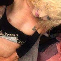 Transsexual hottie available discreet and clean just for you, 38