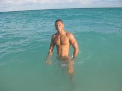 NEW NUEVO Mike Tall Muscular Top -- Alto Muscular Top Mulato- Cubano, 25