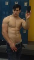 Hola chicas aqui les traemos dos chicos Cubanos bien hots, 21