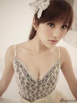 â€”__________ Asain_________ ____________ massage __________4 hand ______NewGirls -, 22