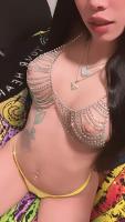 Latina Puerto Rican transexual, 24