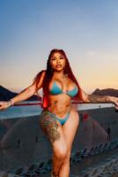 9’ HUNG BARBIEE, 25
