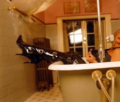 Hot Real No scam Sensual Body Rub for upscale gent.. I am this girl. Va Beach