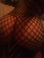 s}{e}{x}{y}lacy ezotic Latina Mix with green Eyes (with) a WiLDSID3!....., 28