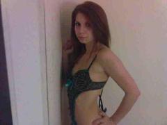 come out and play with Lexi, 22
