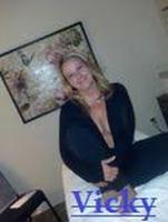 }{{{ Q~Therapy! }}}{ SATURDAY 12-8 w/Mandy & Amber! 10.00 off Reg.1hr Session! 4~HAND? B00K 434~8428, 21