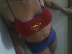 * * * Super Entertainer * * *, 28