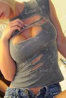Classy incredible down to earth evrything u want wrapped into 1;-);-), 32