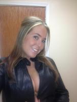 Beautiful Masseuse has Ocean Spa Massage waiting for you..., 24