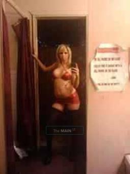 Sweet sexy and sensual petite BLONDE bombshell, 26