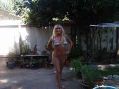 Blonde hottie, 35