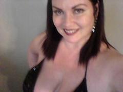 Celebrate St. Patricks Day With A Mature Beauty