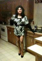 crossdresser in shiny pantyhose