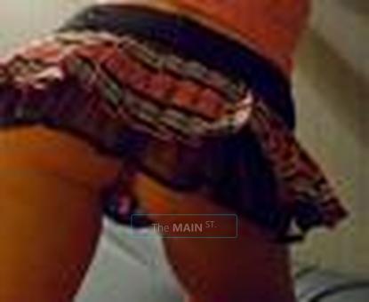 *DULLES* Elegant, sweetly seductive blond with long legs and killer smile!, 32