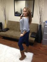Beautiful Masseuse has Ocean Spa Massage waiting for you..., 24